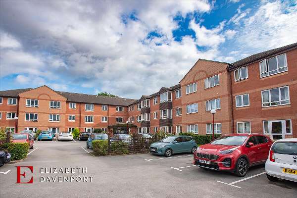 Kenilworth House For Sale