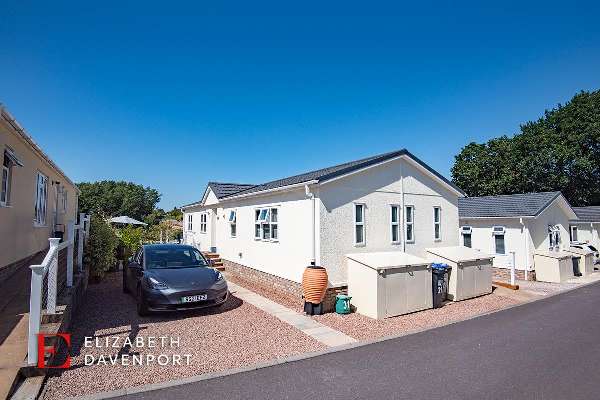 Kenilworth Property For Sale